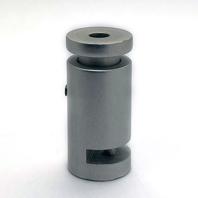 Osprzęt do mocowania szkła do systemu ekspozycji kablowej