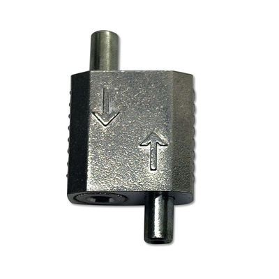 Dwukierunkowy system zawieszenia pętlowego, zacisk do pętli, mechanizm zaciskania drutu bez użycia narzędzi