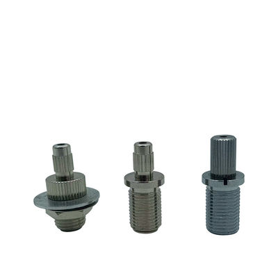 Regulowane zaciski do linek stalowych z gwintem zewnętrznym do oświetlenia szynowego